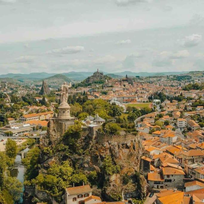 Maison Atypique - Centre Historique - Puy En Velay Le Puy-en-Velay Buitenkant foto